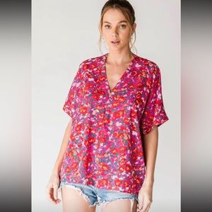 Pink/red Floral V-Neck Satin top💕❤️